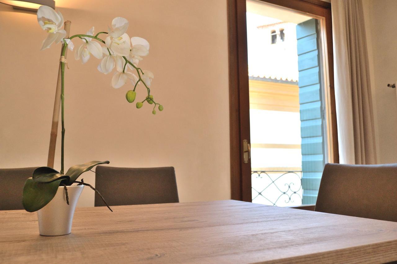Portico Oscuro Deluxe Apartment - Centro Citta Treviso Kültér fotó