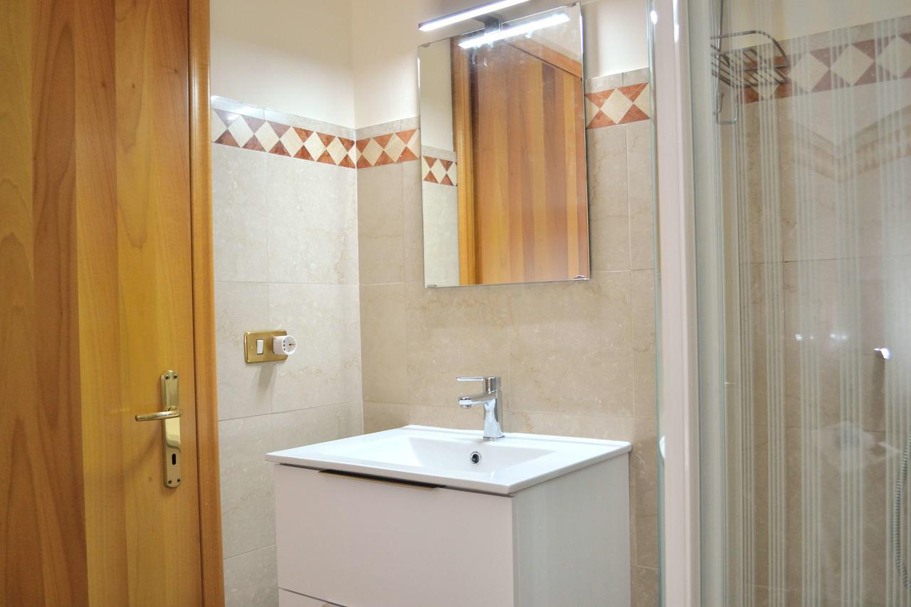 Portico Oscuro Deluxe Apartment - Centro Citta Treviso Kültér fotó