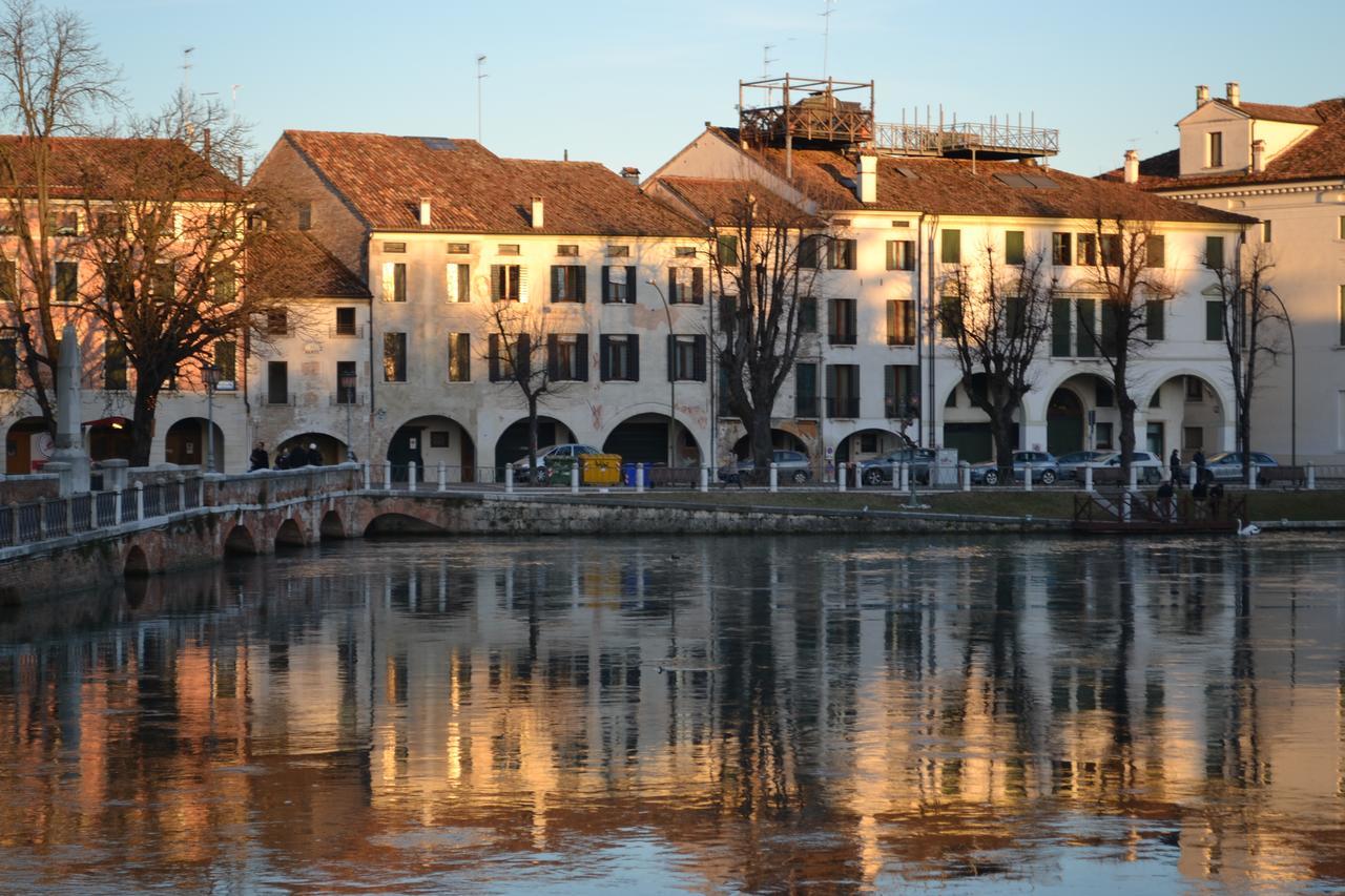 Portico Oscuro Deluxe Apartment - Centro Citta Treviso Kültér fotó