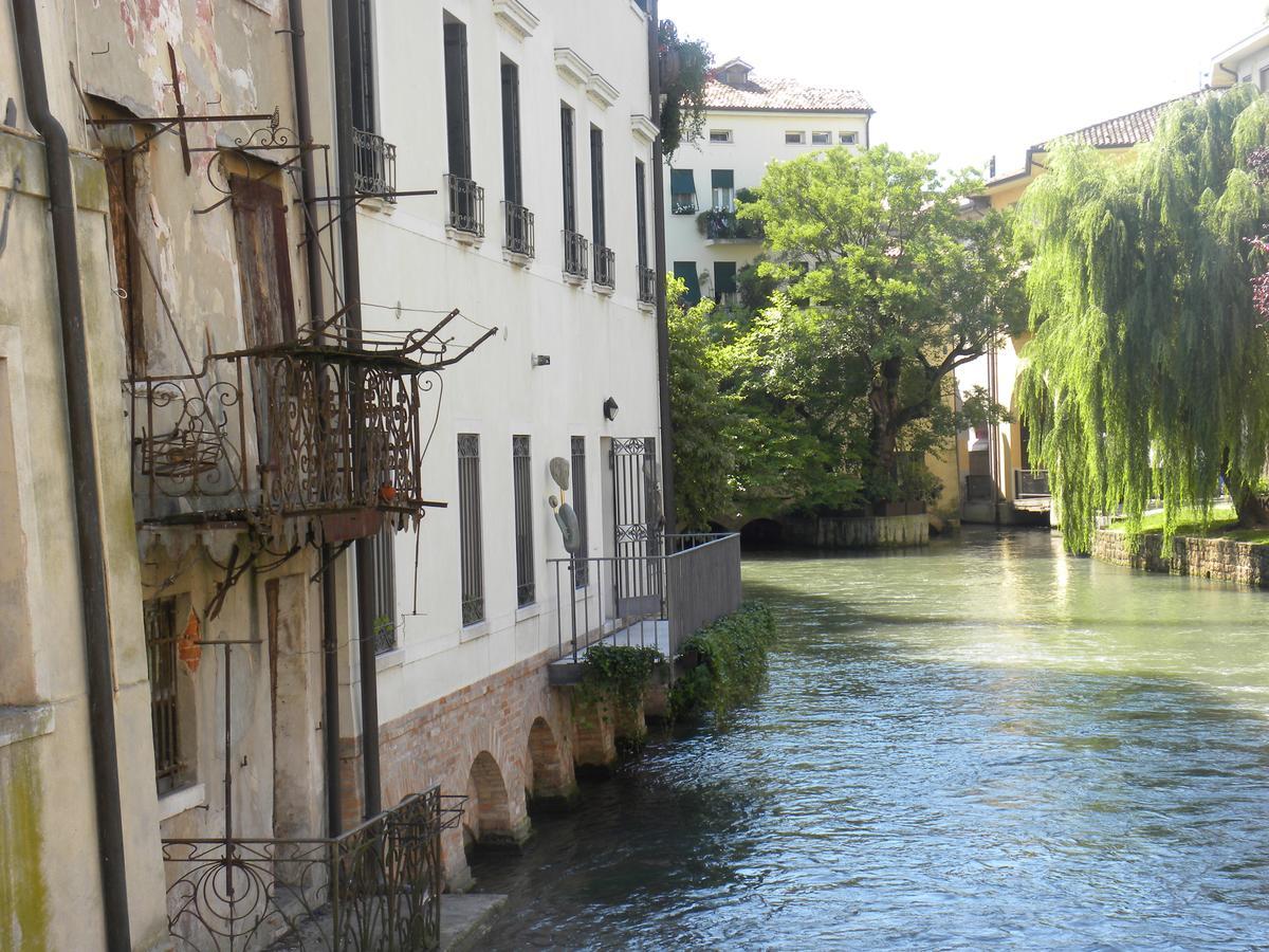 Portico Oscuro Deluxe Apartment - Centro Citta Treviso Kültér fotó
