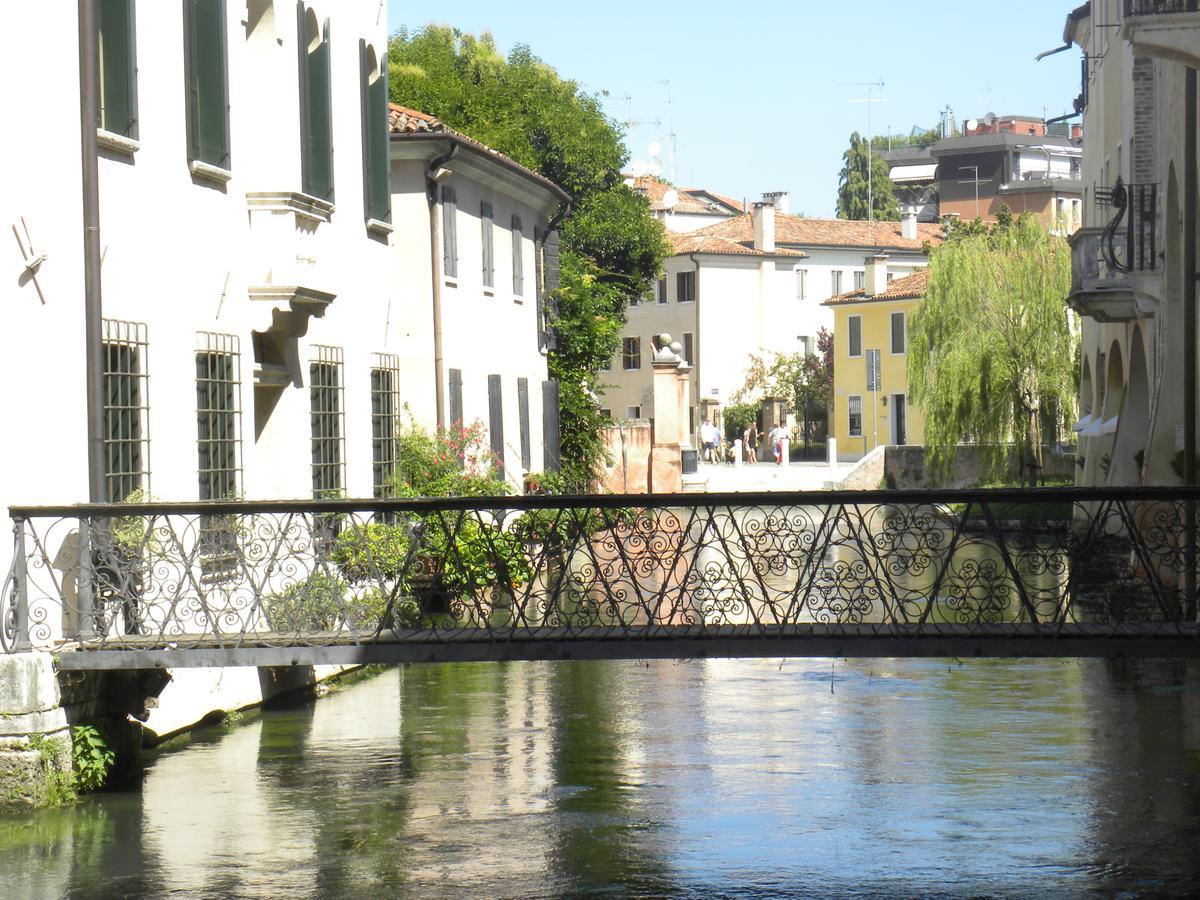 Portico Oscuro Deluxe Apartment - Centro Citta Treviso Kültér fotó